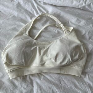 Dfyne Ivory Asymmetric Sports Bra